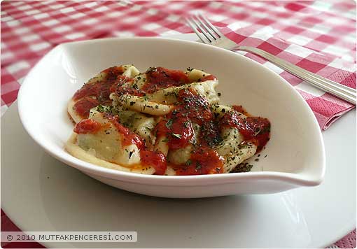 Ispanaklı Ravioli