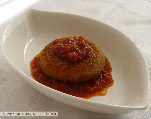Mercimekli Peynirli Köfte