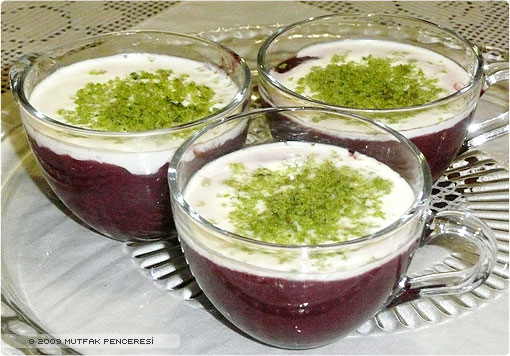 Vişneli Muhallebi