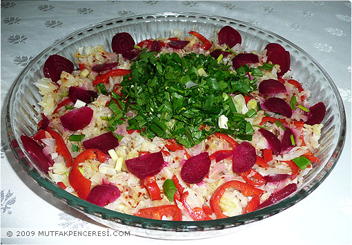 Beyaz Lahana Salatası