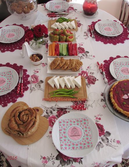 Gül Bahçesi Sofrası